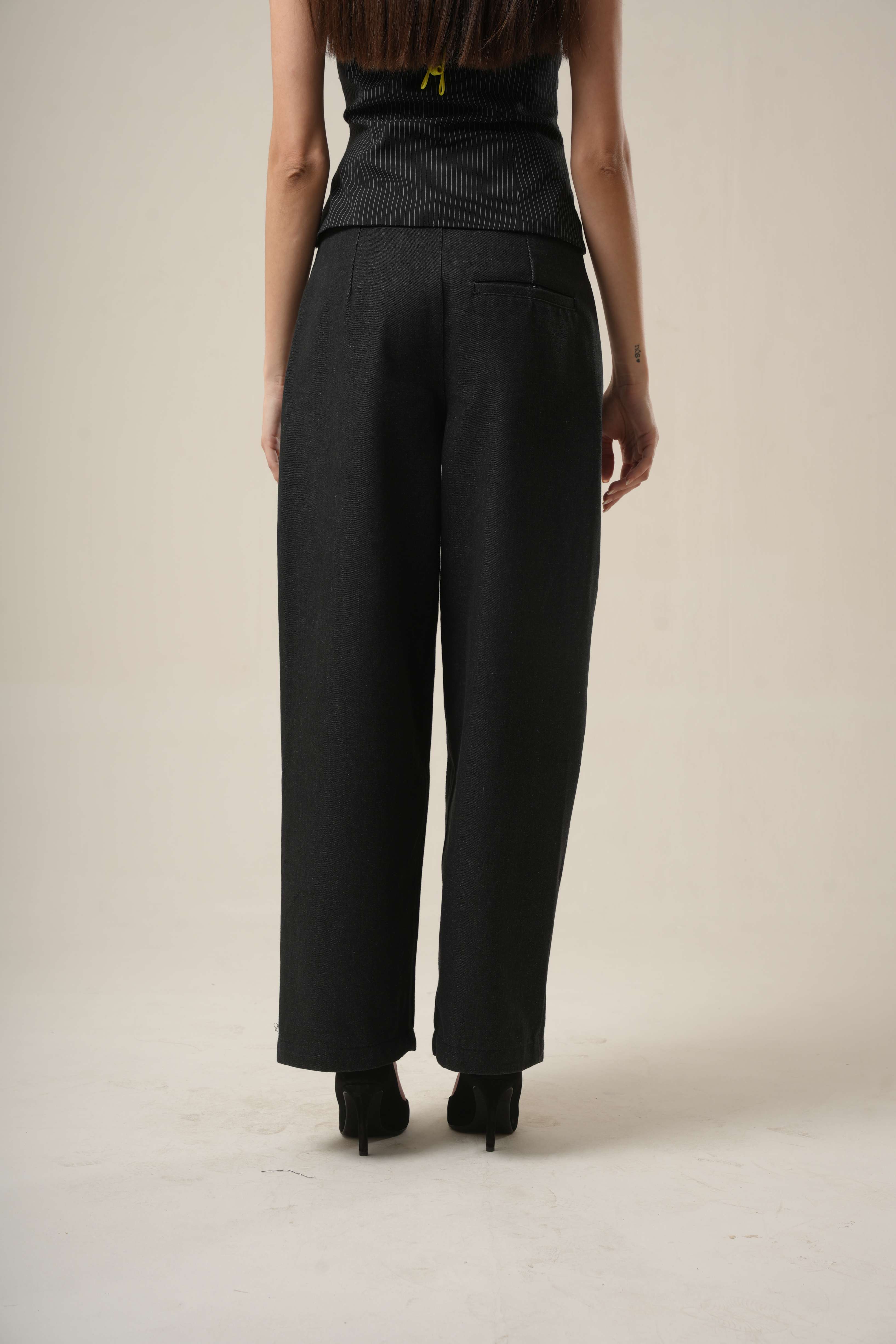 Phantom Wide Denim (Women’s) | Relaxed Raw Black Jeans